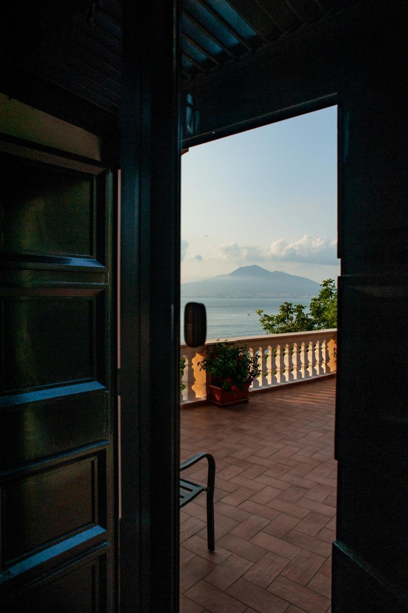 Villa Margi Vico Equense Eksteriør bilde